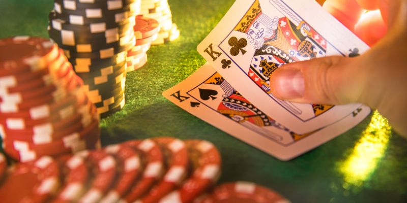 Hướng dẫn cách chơi Poker hiệu quả với luật chơi